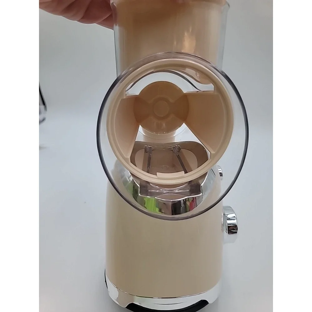 Manual Rotary Cheese Vegetable Grater Shredder Suction Base & 12 Blades Beige